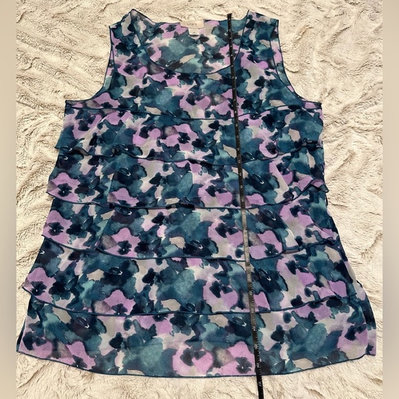 LOFT Floral Tiered Ruffle Blouse - Picture 6 of 7